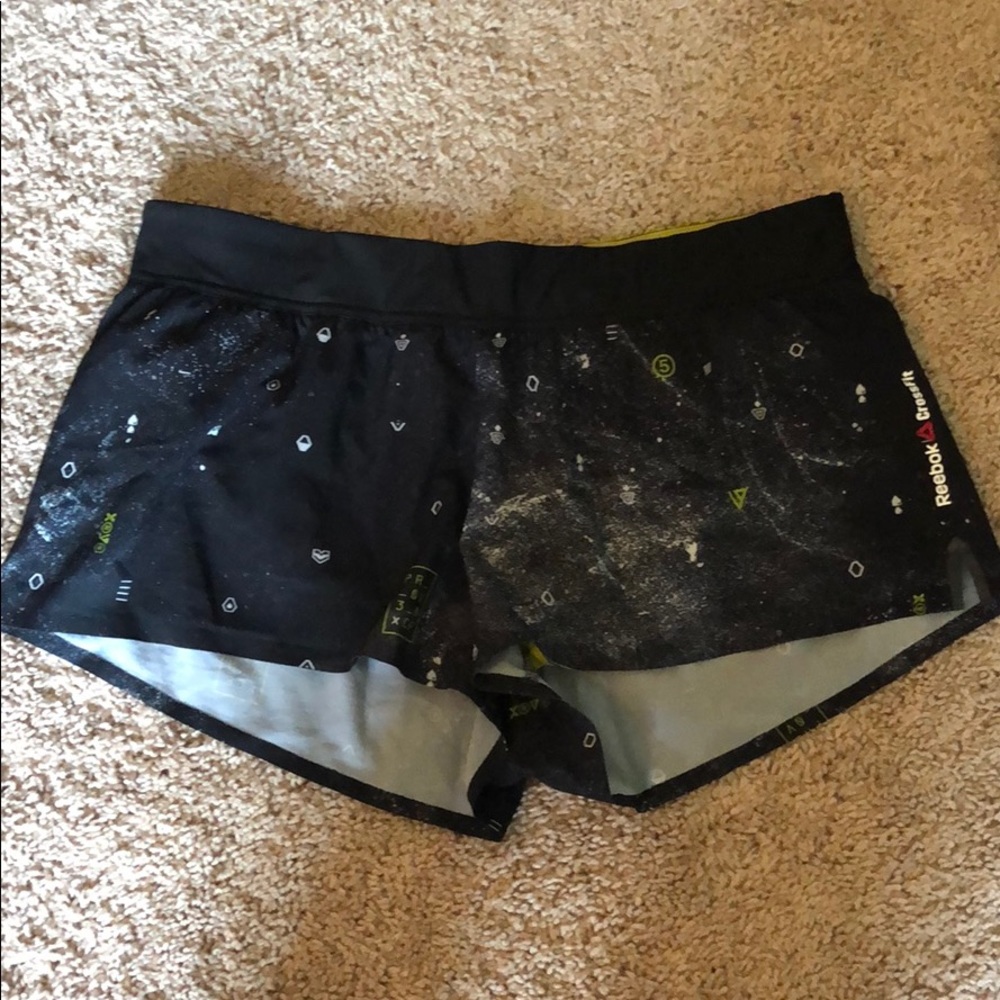 EUC Reebok size large women’s crossfit shorts